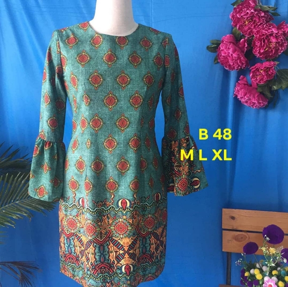 dresses - Picture 1 of 1